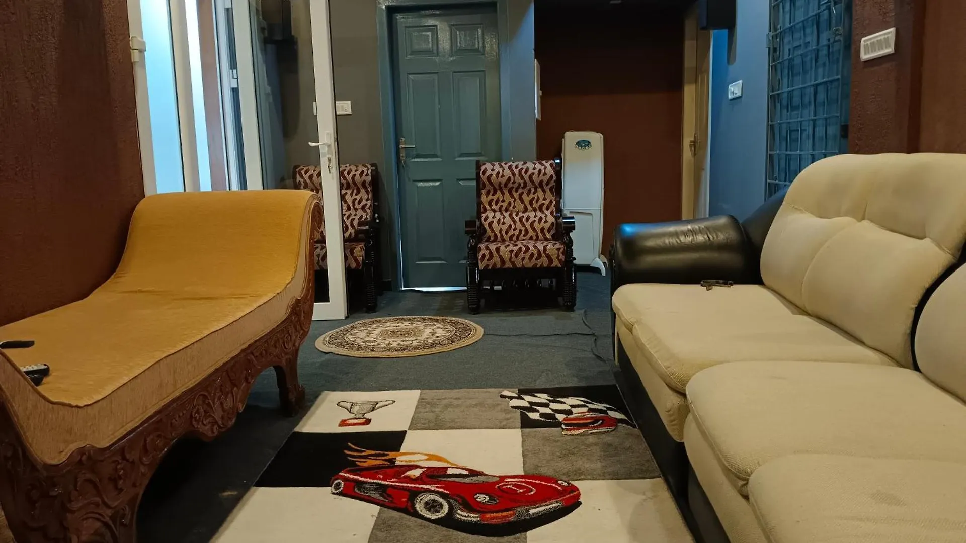 Essence Munnar Homestay Anaviratty