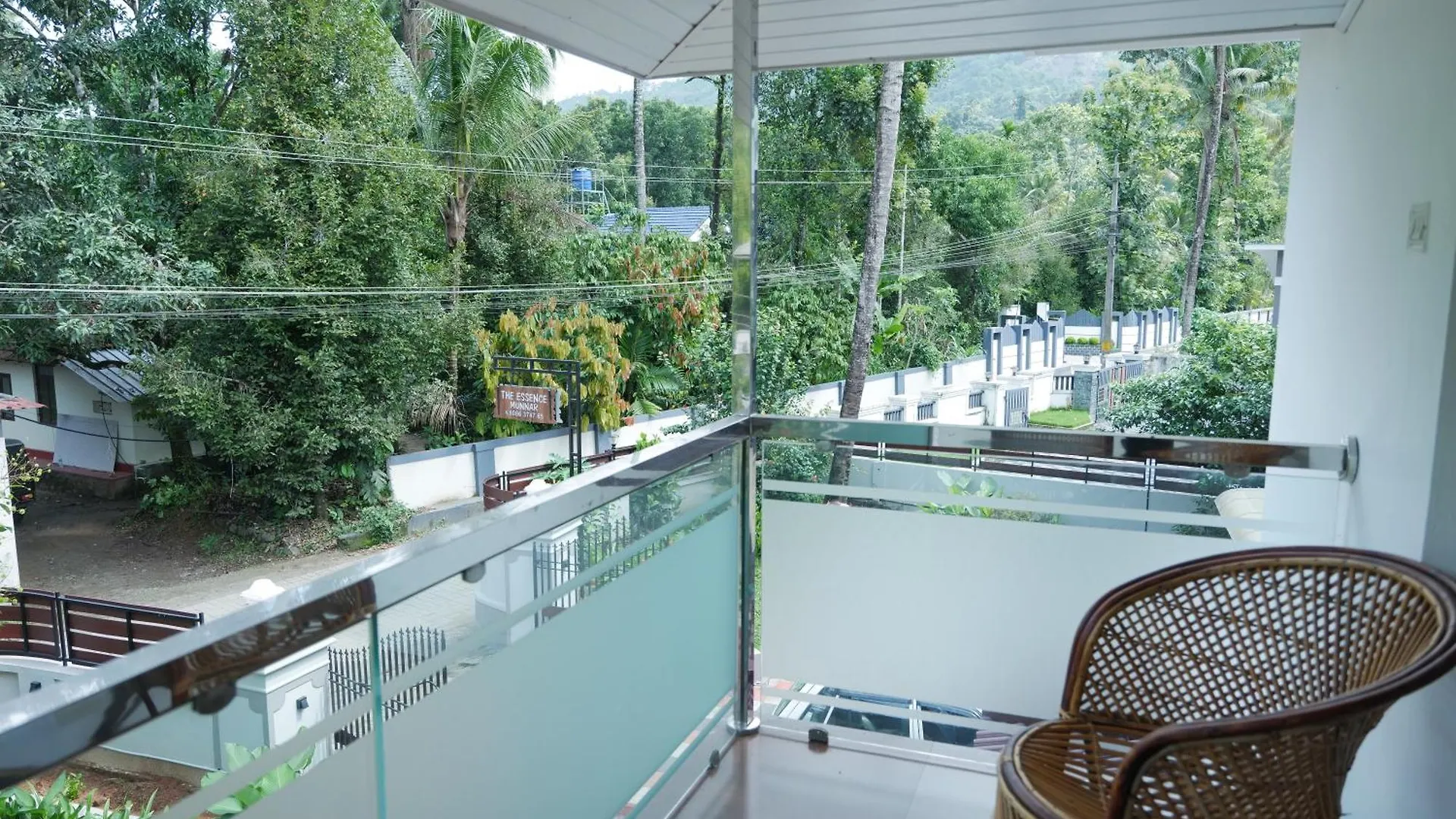 Essence Munnar Homestay Anaviratty